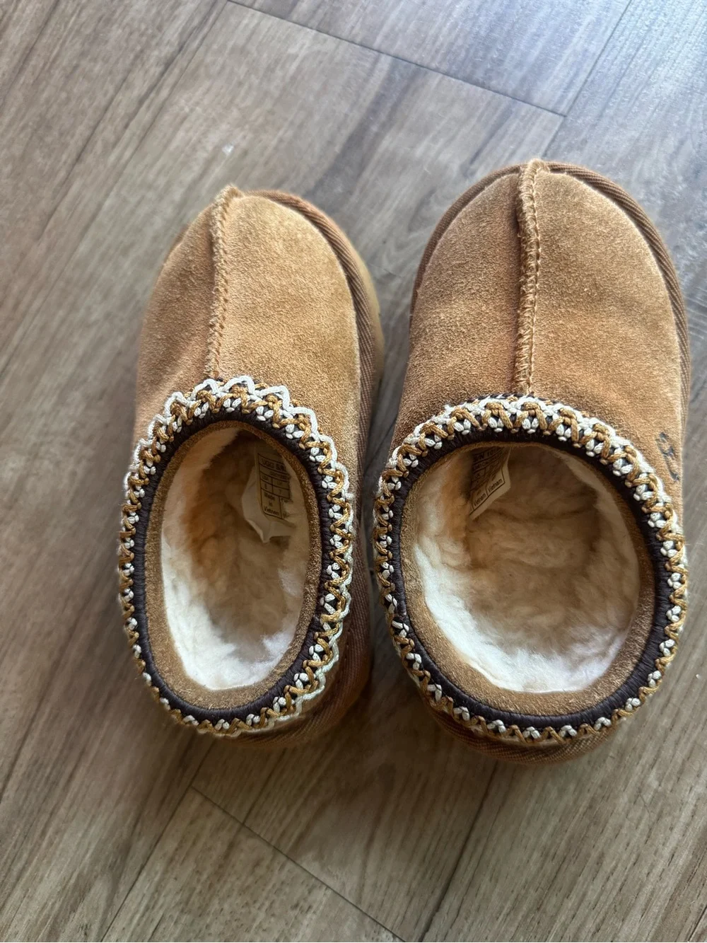 Toddler Ugg tasman slippers brown size 8